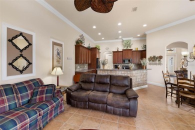 Country Club Living at Its Finest in Glen Lakes! This on Glen Lakes Country Club in Florida - for sale on GolfHomes.com, golf home, golf lot