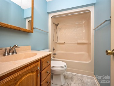 Lovely condo close to the Etowah Golf Course! Experience on Etowah Valley Golf Club in North Carolina - for sale on GolfHomes.com, golf home, golf lot