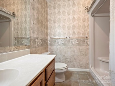 Lovely condo close to the Etowah Golf Course! Experience on Etowah Valley Golf Club in North Carolina - for sale on GolfHomes.com, golf home, golf lot