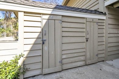 Beautifully updated 2-bedroom, 2-bath condo in the highly on Seascape Golf Course in Florida - for sale on GolfHomes.com, golf home, golf lot