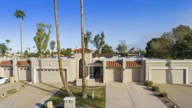 Charming 3BR, 2BA villa on the golf course in the popular active on Cottonwood Country Club in Arizona - for sale on GolfHomes.com, golf home, golf lot