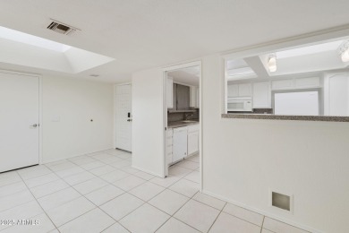 Charming 3BR, 2BA villa on the golf course in the popular active on Cottonwood Country Club in Arizona - for sale on GolfHomes.com, golf home, golf lot