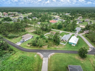 Build your dream home in the desirable Sun 'N Lake community of on Sun n Lake Golf and Country Club in Florida - for sale on GolfHomes.com, golf home, golf lot