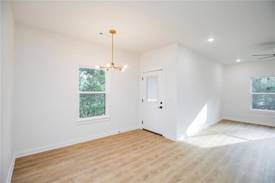 $5,000 Buyer Incentive! Come enjoy Bella Vista and all it has to on Bella Vista - Metfield Golf Complex and Country Club in Arkansas - for sale on GolfHomes.com, golf home, golf lot