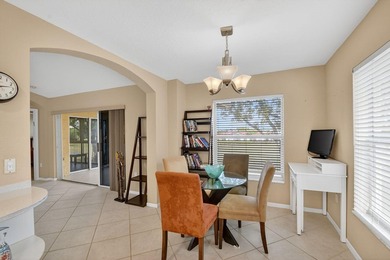 Spacious 2,094 sq ft upstairs coach home with Vaulted ceilings on  in Florida - for sale on GolfHomes.com, golf home, golf lot