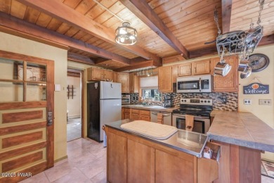 Beautifully Maintained Home Near the Golf Course in The on The Hideout Golf in Pennsylvania - for sale on GolfHomes.com, golf home, golf lot