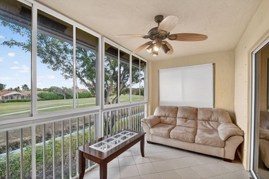 Spacious 1650 sq ft upstairs coach home with Vaulted ceilings on Westchester Golf and Country Club in Florida - for sale on GolfHomes.com, golf home, golf lot