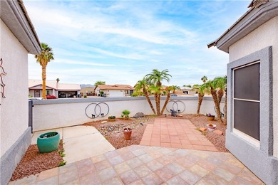 Beautiful 2 bedroom 2 bath home on a golf course with a pool on Desert Lakes Golf Course in Arizona - for sale on GolfHomes.com, golf home, golf lot