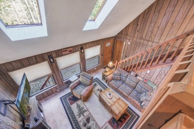 Beautifully Maintained Home Near the Golf Course in The on The Hideout Golf in Pennsylvania - for sale on GolfHomes.com, golf home, golf lot