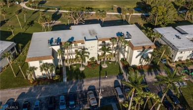 SELLERS WILL CONSIDER ALL REASONABLE OFFERS! Beautifully on El Rio Golf Course and Club in Florida - for sale on GolfHomes.com, golf home, golf lot