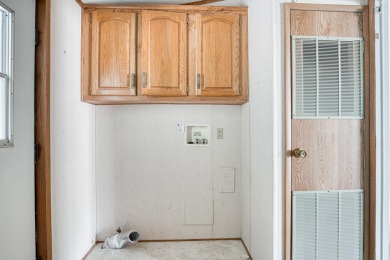 Charming 2-bedroom, 2-bath manufactured home in Palm Desert's on Portola Country Club in California - for sale on GolfHomes.com, golf home, golf lot