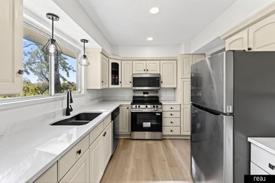 Cristina Luckey, M: , soldbyluckey,   - Open House: 12/07 on The Knolls Golf Course in Nebraska - for sale on GolfHomes.com, golf home, golf lot