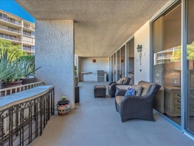 Spacious corner unit with tile flooring throughout, featuring on Desert Island Golf and Country Club in California - for sale on GolfHomes.com, golf home, golf lot
