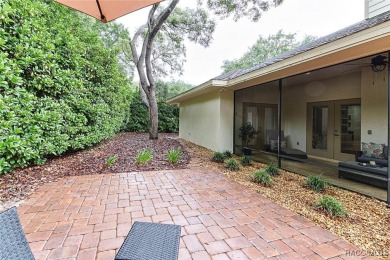 Beautifully renovated 3-bed, 2.5-bath home situated in Bent Tree on Black Diamond Ranch Golf Course in Florida - for sale on GolfHomes.com, golf home, golf lot