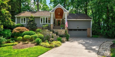 A BRAND-NEW ROOF crowns this beauty! The elegant entry welcomes on River Hills Country Club in South Carolina - for sale on GolfHomes.com, golf home, golf lot