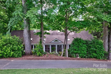 A BRAND-NEW ROOF crowns this beauty! The elegant entry welcomes on River Hills Country Club in South Carolina - for sale on GolfHomes.com, golf home, golf lot