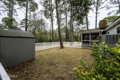 Perfectly situated in the waterfront community of Fairfield on Harbour Point Golf Club in North Carolina - for sale on GolfHomes.com, golf home, golf lot