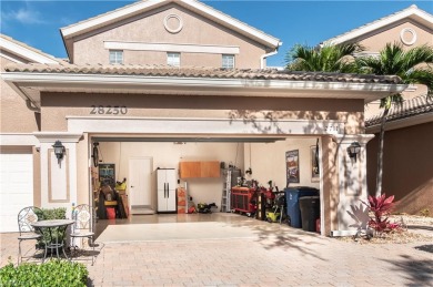 RARELY AVAILABLE...A large  First Floor, 3 Bedroom, 2 Car Garage on Spanish Wells Golf and Country Club in Florida - for sale on GolfHomes.com, golf home, golf lot