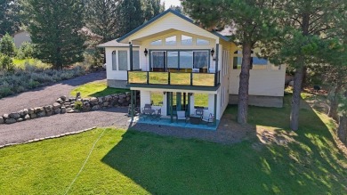 BEAUTIFUL HOME WITH UNBEATABLE VIEWS! Gorgeous custom home on on Cascade Golf Course in Idaho - for sale on GolfHomes.com, golf home, golf lot