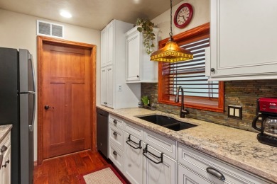 BEAUTIFUL HOME WITH UNBEATABLE VIEWS! Gorgeous custom home on on Cascade Golf Course in Idaho - for sale on GolfHomes.com, golf home, golf lot