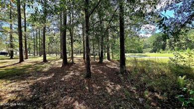 Tucked at the end of a peaceful cul-de-sac, this spacious on Ocean Ridge Plantation in North Carolina - for sale on GolfHomes.com, golf home, golf lot