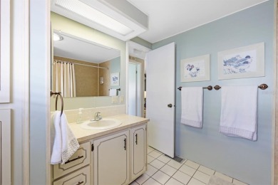 Sassy and charming 2 bedroom, 2 full bath home in award-winning on Maple Leaf Golf and Country Club in Florida - for sale on GolfHomes.com, golf home, golf lot