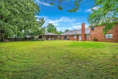 Enjoy this beautiful home with 3 bedrooms and 2 and a half baths on Rolling Hills Country Club Inc in Arkansas - for sale on GolfHomes.com, golf home, golf lot
