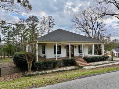 Discover this stunning 3-bedroom, 2.5-bathroom home nestled in on Jackson Links Golf Course in Alabama - for sale on GolfHomes.com, golf home, golf lot