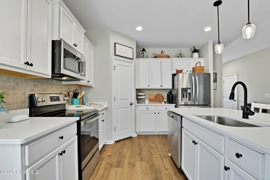 Lovely spotless spacious 3 Bedroom 2 bath single story 4-years on Ocean Ridge Plantation in North Carolina - for sale on GolfHomes.com, golf home, golf lot