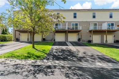 COZY, TURN KEY TOWNHOME IN QUIET CLOVER FIELD NEIGHBORHOOD OF on Chaska Town Course in Minnesota - for sale on GolfHomes.com, golf home, golf lot