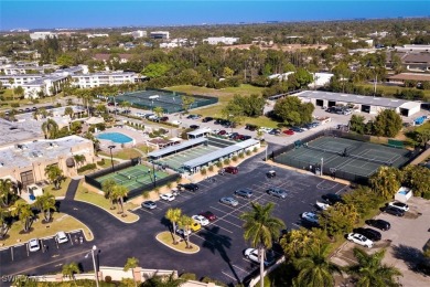 Golfers paradise- 1st floor end unit 2 bedroom 2 bath golf villa on Seven Lakes Golf and Tennis Community in Florida - for sale on GolfHomes.com, golf home, golf lot