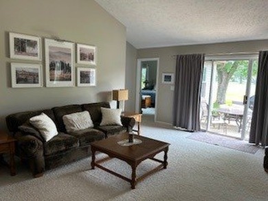 This Cartier single level model is located in Carillon an active on The Links at Carillon in Illinois - for sale on GolfHomes.com, golf home, golf lot