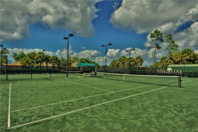 HIGHLY DESIRABLE FIRST FLOOR END UNIT WITH 2BRs+DEN/2BAs OFFERED on Colonial Country Club in Florida - for sale on GolfHomes.com, golf home, golf lot