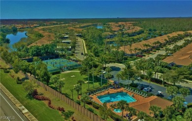 HIGHLY DESIRABLE FIRST FLOOR END UNIT WITH 2BRs+DEN/2BAs OFFERED on Colonial Country Club in Florida - for sale on GolfHomes.com, golf home, golf lot
