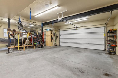 ONE LEVEL PLUS BONUS ROOM, LOCATED ON GOLF COURSE AT THE RUNNING on Running Y Ranch Resort in Oregon - for sale on GolfHomes.com, golf home, golf lot