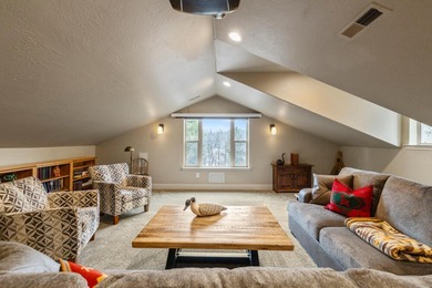 ONE LEVEL PLUS BONUS ROOM, LOCATED ON GOLF COURSE AT THE RUNNING on Running Y Ranch Resort in Oregon - for sale on GolfHomes.com, golf home, golf lot