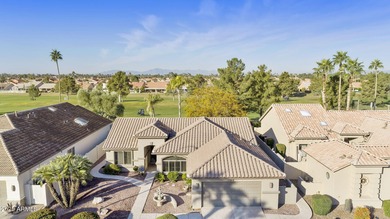 Very popular 2BR, 2BA with den Palmera model on the golf course on Ironwood Golf Club in Arizona - for sale on GolfHomes.com, golf home, golf lot
