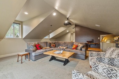 ONE LEVEL PLUS BONUS ROOM, LOCATED ON GOLF COURSE AT THE RUNNING on Running Y Ranch Resort in Oregon - for sale on GolfHomes.com, golf home, golf lot