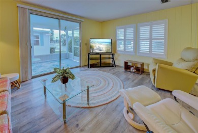 REDUCED!! MAINTENANCE-FREE AND MOVE-IN READY! Welcome to VENICE on Pelican Pointe Golf and Country Club in Florida - for sale on GolfHomes.com, golf home, golf lot