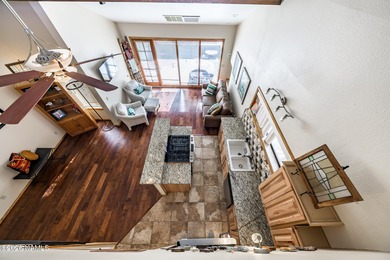 Cute condo in the popular Continental Country Club. This condo on Continental Country Club in Arizona - for sale on GolfHomes.com, golf home, golf lot