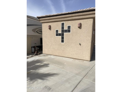 This larger than most lots is a great buy. It has so much room on The Refuge Golf and Country Club in Arizona - for sale on GolfHomes.com, golf home, golf lot