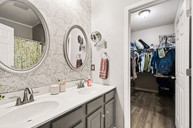 Beautifully updated 2-bedroom, 2-bath corner unit condo in the on The Course at Aberdeen in Indiana - for sale on GolfHomes.com, golf home, golf lot