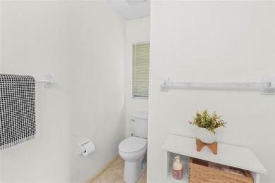 Short Sale. Welcome to this spacious 4-bedroom, 2-bath, 2-car on Bobcat Trail Golf Club in Florida - for sale on GolfHomes.com, golf home, golf lot