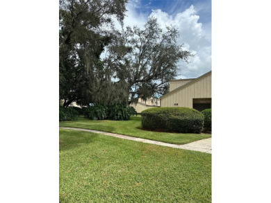 Act fast. Discover comfort, charm, and natural beauty in this on Grenelefe Golf and Tennis Resort in Florida - for sale on GolfHomes.com, golf home, golf lot