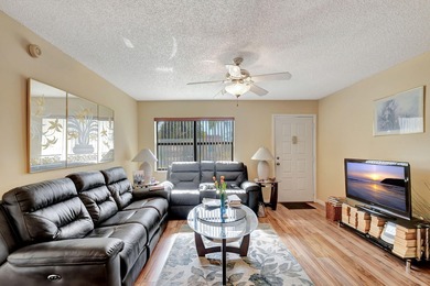 Welcome to this charming 2-bedroom, 2-bath condo located in the on Forest Oaks Golf Club in Florida - for sale on GolfHomes.com, golf home, golf lot