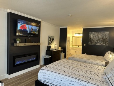 Recently renovated studio condo right in the heart of Shanty on Shanty Creek Golf Course in Michigan - for sale on GolfHomes.com, golf home, golf lot
