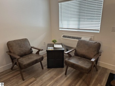 Recently renovated studio condo right in the heart of Shanty on Shanty Creek Golf Course in Michigan - for sale on GolfHomes.com, golf home, golf lot