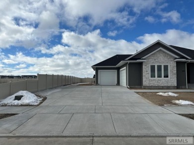 Seller is willing to do a short term lease. Do you need lots of on Sand Creek Golf Course in Idaho - for sale on GolfHomes.com, golf home, golf lot