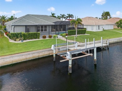 PUNTA GORDA ISLES!! TURNKEY 3 BEDROOM, 3 BATH, 2 CAR GARAGE on Saint Andrews South Golf Club in Florida - for sale on GolfHomes.com, golf home, golf lot