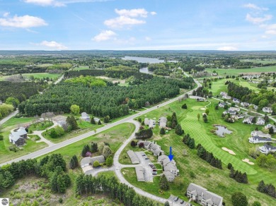 An almost 2000 sq foot condo, consisting of 2 floors and awesome on Crown Golf Course in Michigan - for sale on GolfHomes.com, golf home, golf lot